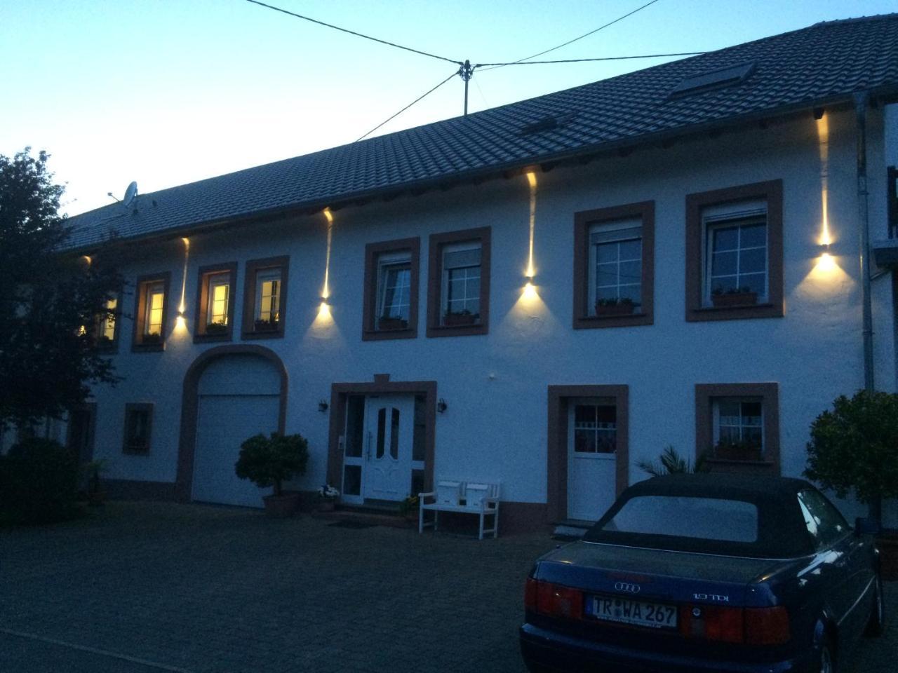 Hotel Pension Schmitz Serrig Exterior foto